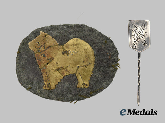 germany,_wehrmacht._a_pair_of_badges___m_n_c6164