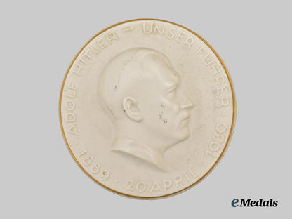germany,_third_reich._a1939_a_h50th_birthday_commemorative_medallion___m_n_c6165