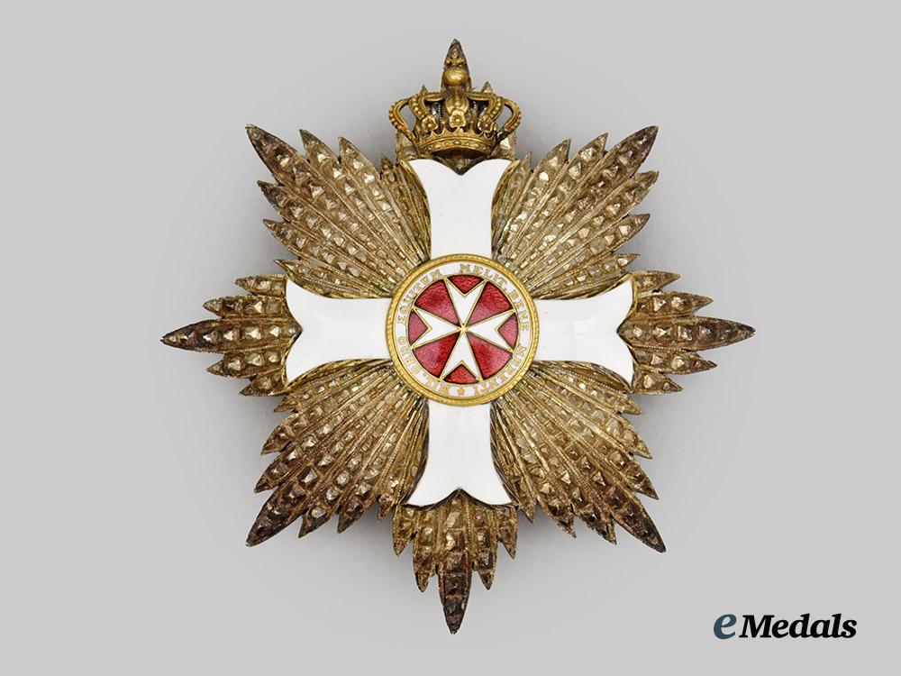 international._a_sovereign_military_hospitaller_order_of_saint_john_of_jerusalem_grand_cross_set,_c.1950___m_n_c6167