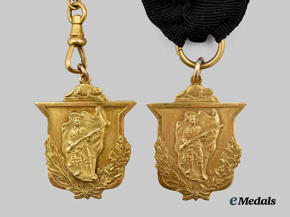 canada,_c_e_f._two_gold_township_of_mt._forest_medals_for_gallant_services_to_pte._w._w._birtch___m_n_c6185