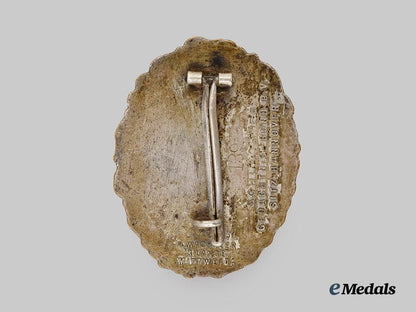 germany,_third_reich._a_rare_schlageter_memorial_association10-_year_honour_badge,_by_wächtler&_lange___m_n_c6187