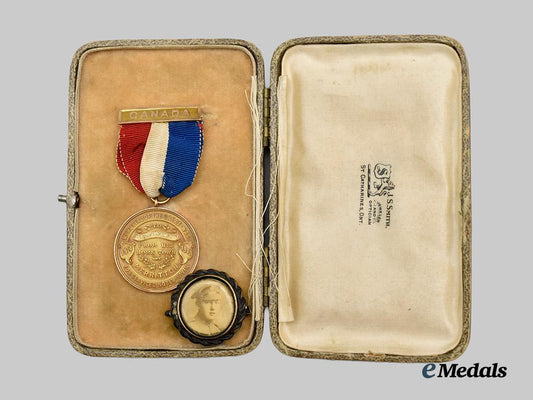 canada,_c_e_f._a_first_war_merriton_township_medal,_in_gold,_to_alexander_mc_kay___m_n_c6203