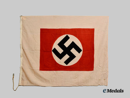 germany,_kriegsmarine._a_rare_harbour_pilot’s_flag___m_n_c6203