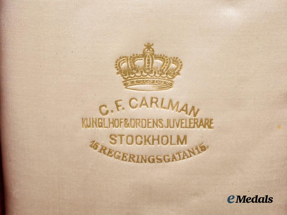 sweden,_kingdom._a_cased_order_of_the_sword,_i_i_i._class_commander,_type_i_i,_by_c._f._carlman,_c.1918___m_n_c6225