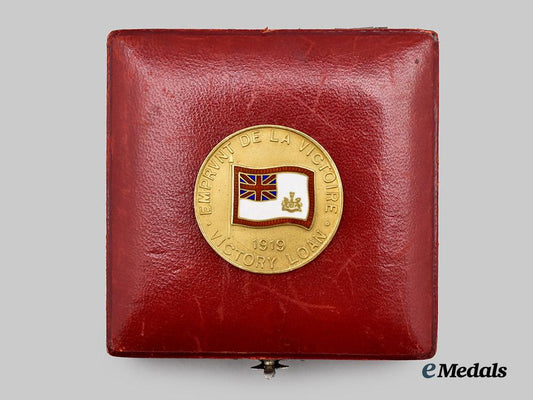 canada,_c_e_f._a1919_gold_victory_loan_medallion_in_case___m_n_c6236