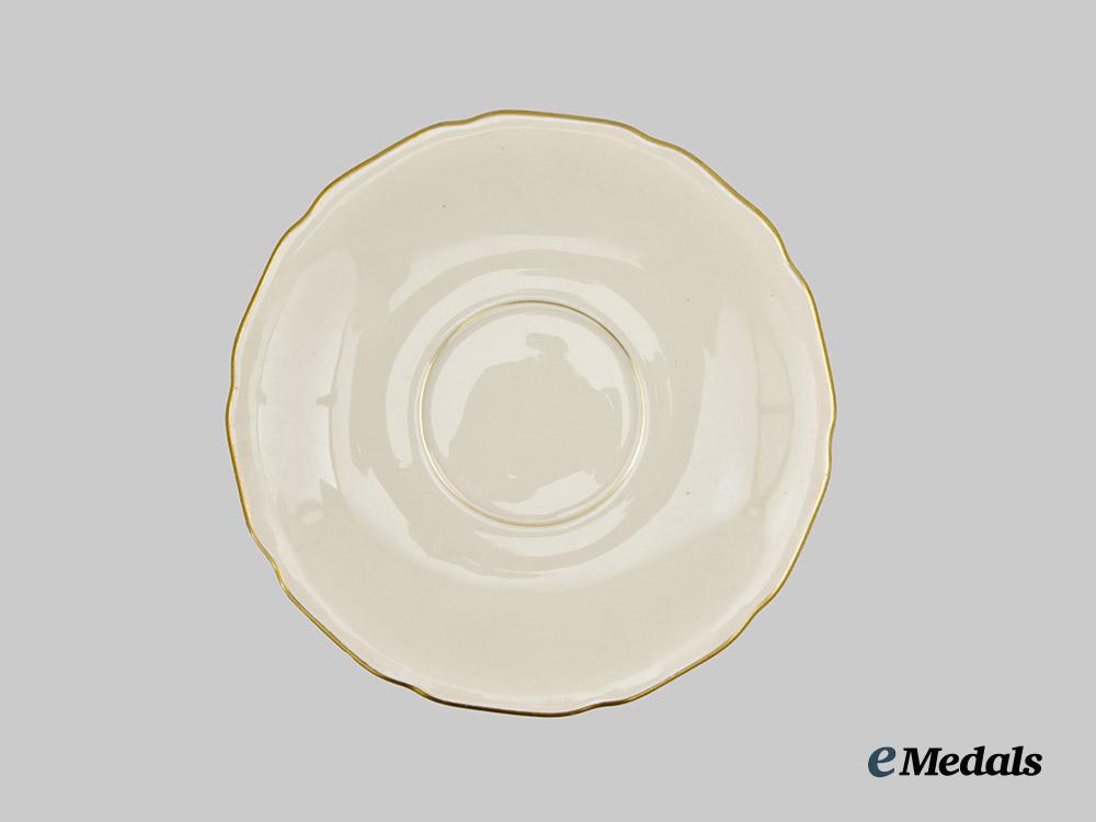 spain,_fascist_state._a_soup_dish_place_setting_belonging_to_francisco_franco.___m_n_c6236