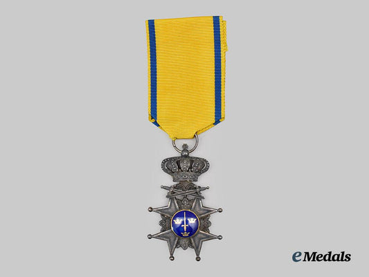 sweden,_kingdom._an_order_of_the_sword,_military_division,_members_badge___m_n_c6247