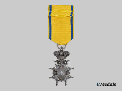 sweden,_kingdom._an_order_of_the_sword,_military_division,_members_badge___m_n_c6252