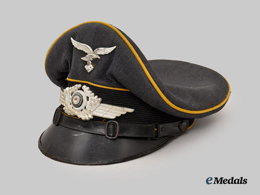 germany,_luftwaffe._a_flight_personnel/_fallschirmjäger_e_m/_n_c_o’s_visor_cap,_late-_war_example,_by_marie_slama&_sohn___m_n_c6269