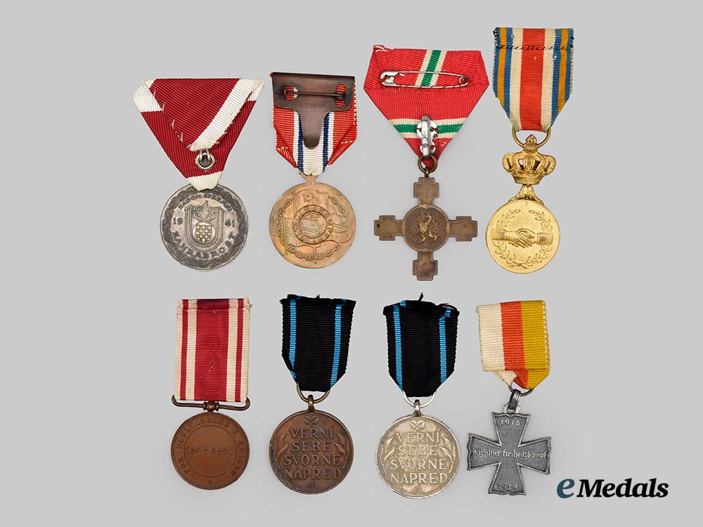 europe._a_lot_of_eight_medals&_decorations___m_n_c6274