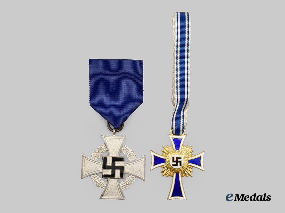 germany,_third_reich._a_pair_of_cased_civil_awards___m_n_c6286