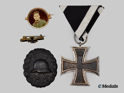 germany,_imperial._a_mixed_lot_of_awards_badges_for_first_world_war_combatants___m_n_c6292