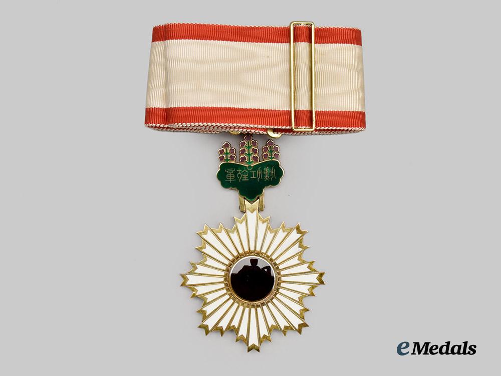 japan,_imperial._a_mint_order_of_the_rising_sun,_i_i_class_grand_set_in_case___m_n_c6339-_recovered