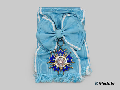 guatemala._an_order_of_quetzal,_grand_cross_set,_by_cravanzola,_c.1960___m_n_c6351
