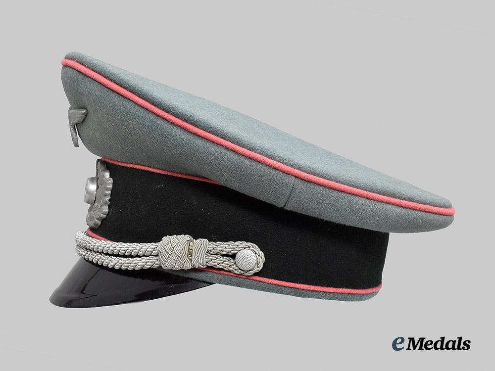 germany,_heer._an_armoured_officer’s_visor_cap,_by_albert_kempf___m_n_c6365