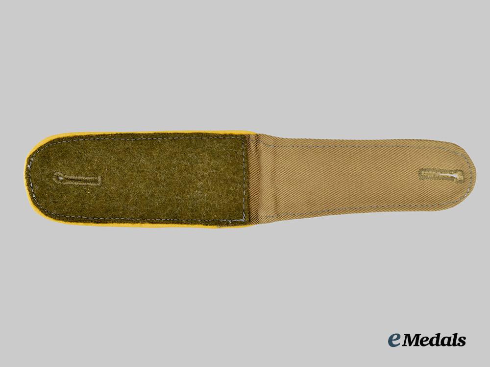 germany,_heer._a_tropical_cavalry/_armoured_reconnaissance_enlisted_personnel_shoulder_strap___m_n_c6444