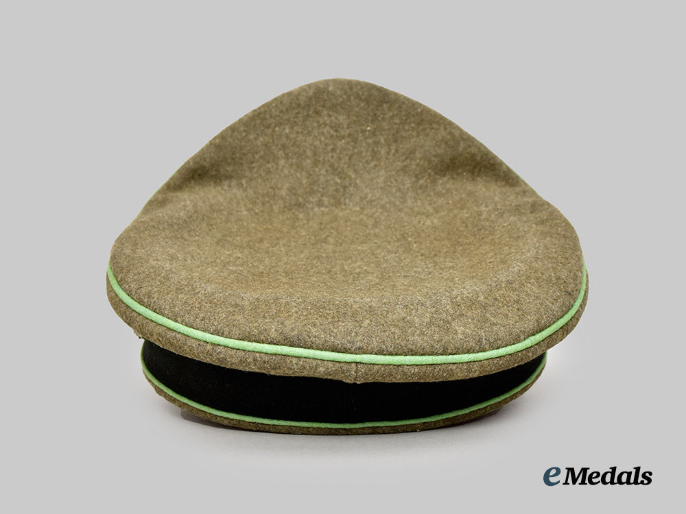 germany,_heer._a_panzergrenadier_officer’s_visor_cap,_named_and_unit-_attributed_example___m_n_c6460