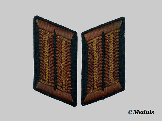 germany,_heer._a_set_of_collar_tabs_for_a_high_command_administrative_officer___m_n_c6472
