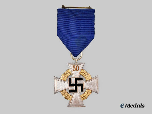 germany,_third_reich._a_civil_service_long_service_award,_special_grade_for50_years___m_n_c6494