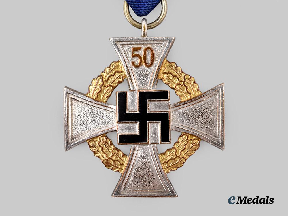 germany,_third_reich._a_civil_service_long_service_award,_special_grade_for50_years___m_n_c6495