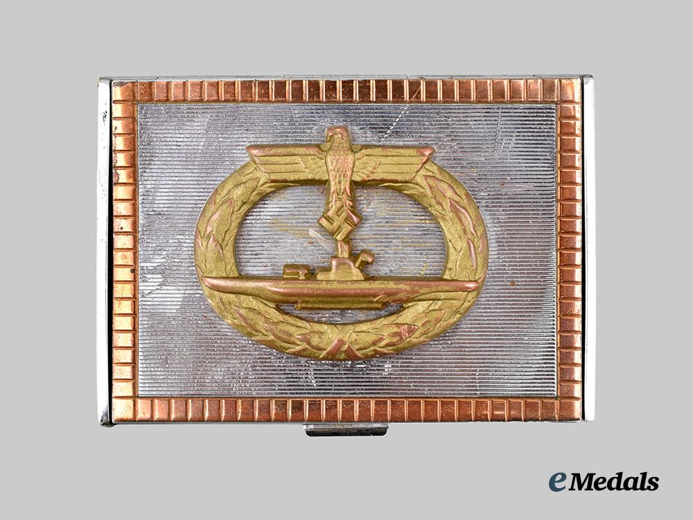 germany,_kriegsmarine._a_u-_boat_war_badge_cigarette_case___m_n_c6499