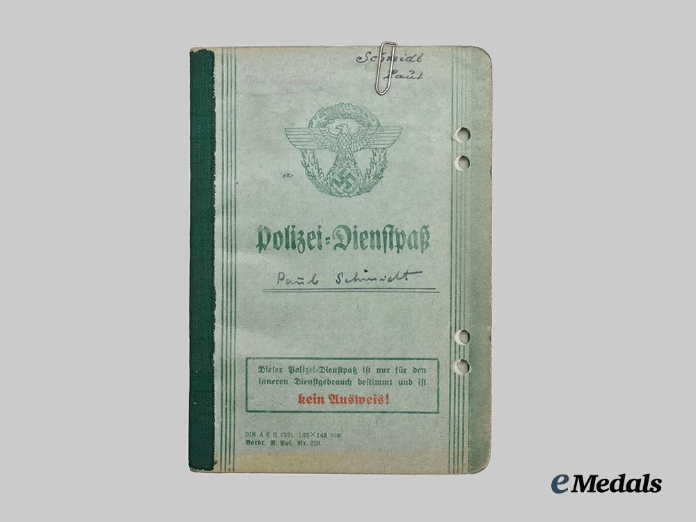 germany,_ordnungspolizei._a_mixed_lot_of_service_books___m_n_c6500