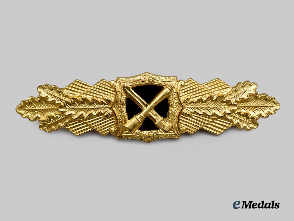 germany,_federal_republic._a_close_combat_clasp,_gold_grade_with_case,_superior_quality1957_version___m_n_c6512