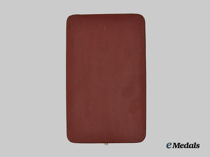 germany,_weimar_republic._a_cross_of_honour_of_the_german_red_cross,_type_i_with_case,_by_godet___m_n_c6529