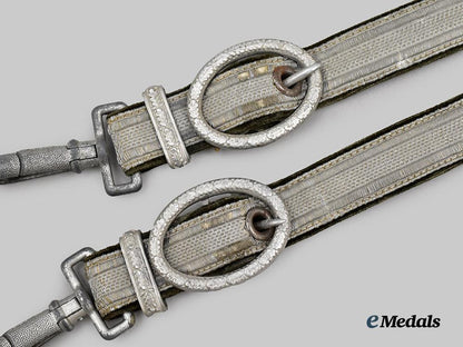 germany,_heer._an_officer’s_dagger_hanger___m_n_c6544