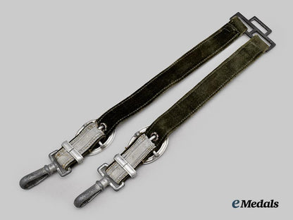germany,_heer._an_officer’s_dagger_hanger___m_n_c6546