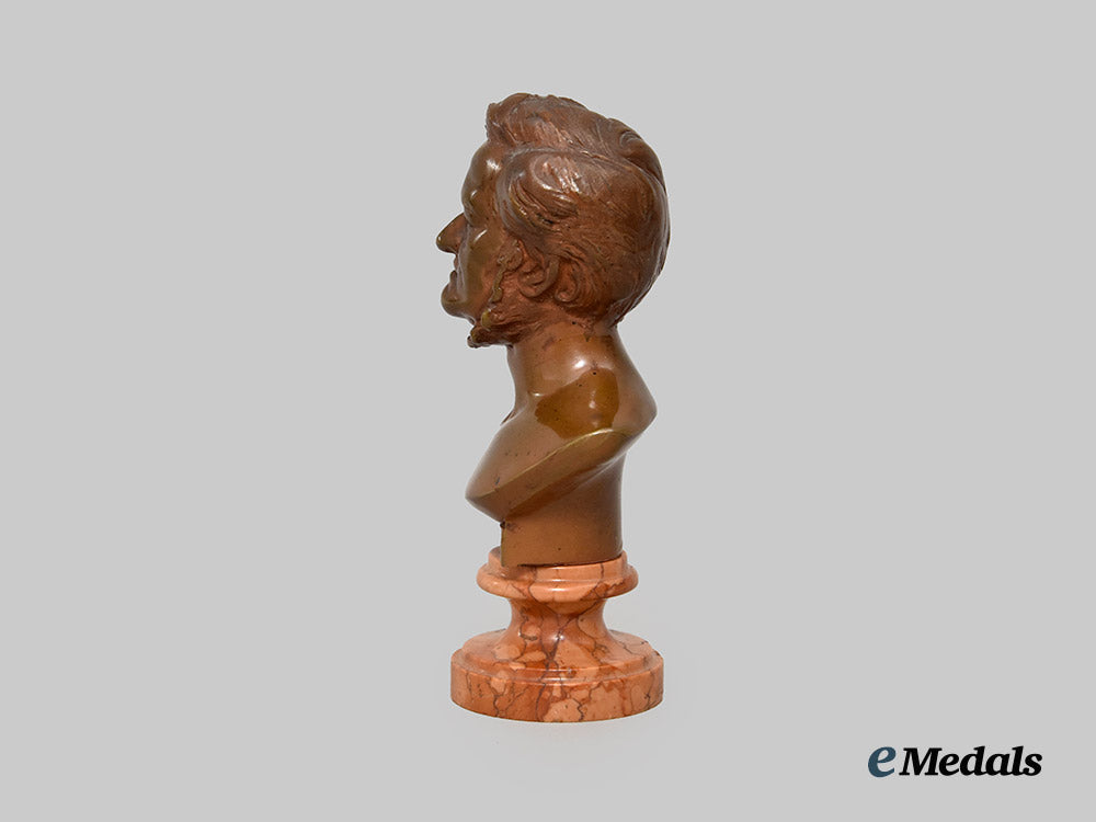 germany,_third_reich._a_small_bust_of_richard_wagner___m_n_c6560