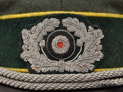 germany,_heer._a_signals_officer’s_visor_cap___m_n_c6564