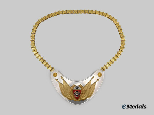 germany,_third_reich._an_n_s_r_k_b_standard_bearer’s_gorget,_special_issue_for50_years___m_n_c6564