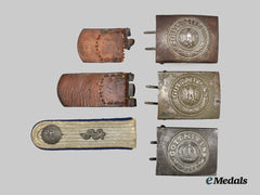 Germany, Heer. A Mixed Lot of Belt Buckles and Insignia