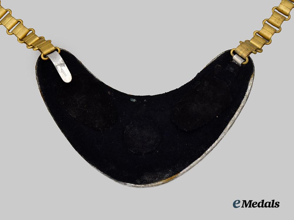germany,_third_reich._an_n_s_r_k_b_standard_bearer’s_gorget,_special_issue_for50_years___m_n_c6572