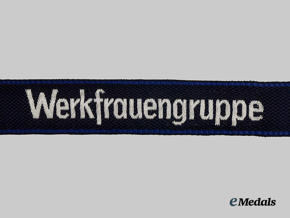 germany,_d_a_f._a_women’s_factory_group_cuff_title___m_n_c6579