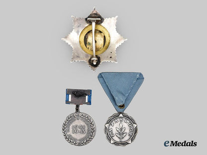 yugoslavia,_socialist_federal_republic._a_military_merit_order_and_two_medals___m_n_c6612