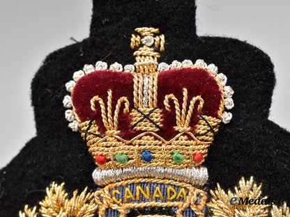 canada,_commonwealth._a_pair_of_r._c._m._p_insignia___m_n_c6617