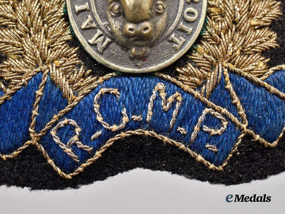 canada,_commonwealth._a_pair_of_r._c._m._p_insignia___m_n_c6619