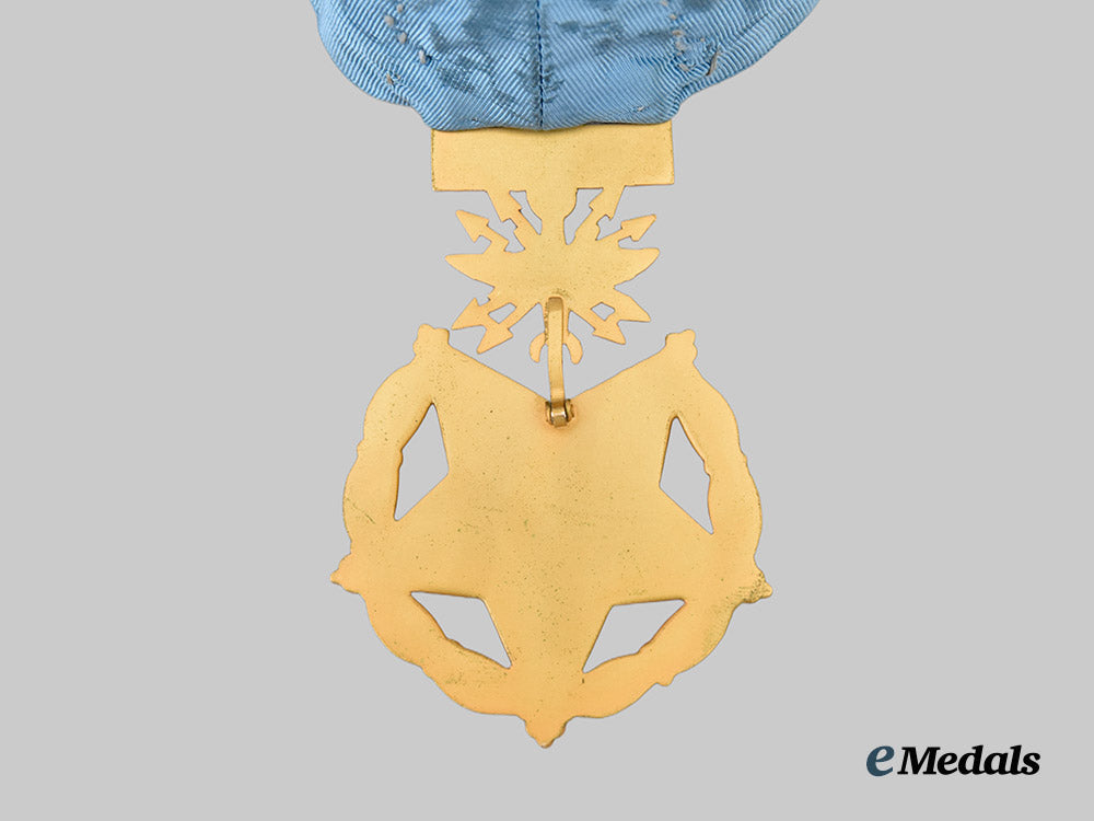 united_states._an_air_force_medal_of_honor___m_n_c6650