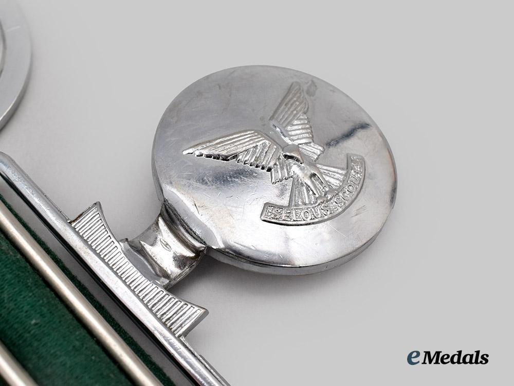 rhodesia,_republic._a_rare_selous_scouts_stable_belt,_owner-_attributed,_by_reuteler___m_n_c6746