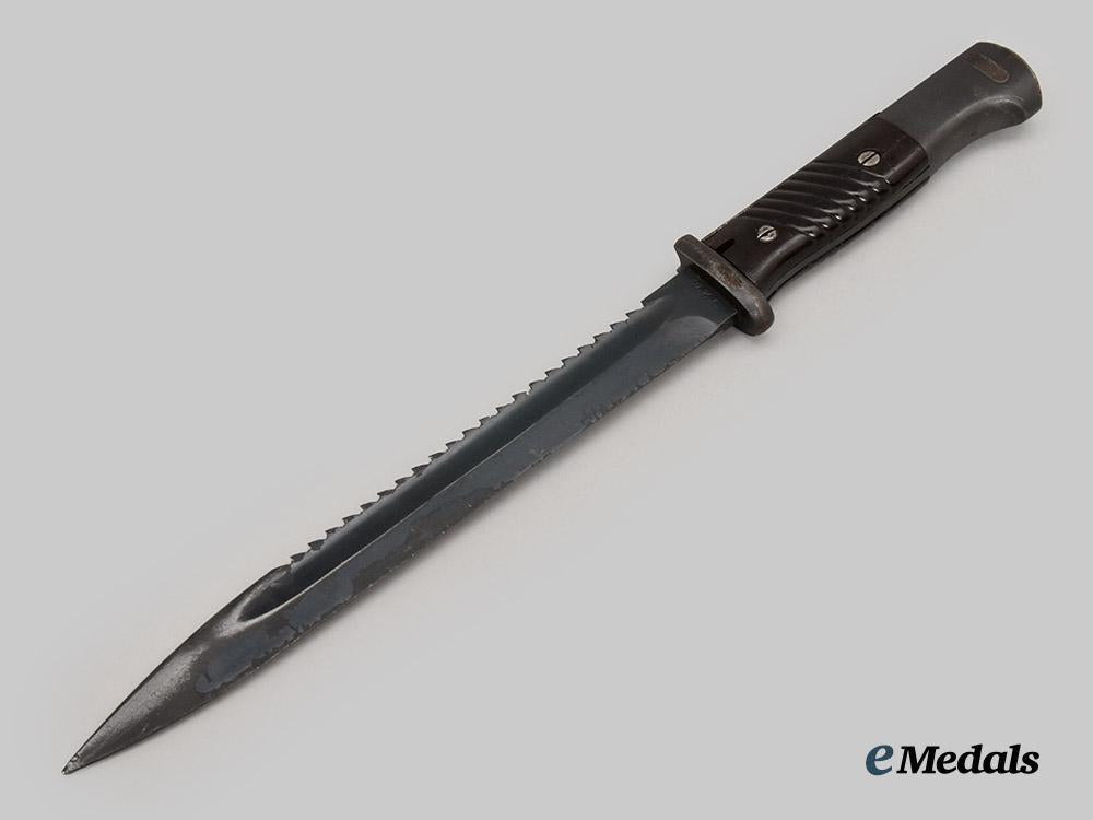 germany,_ss._a_rare_sawback_bayonet,_by_weyersberg,_kirschbaum&_cie___m_n_c6760