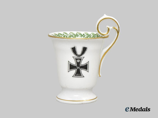 germany,_imperial._a_first_world_war_patriotic_cup,_by_porzellanfabrik_thomas___m_n_c6800