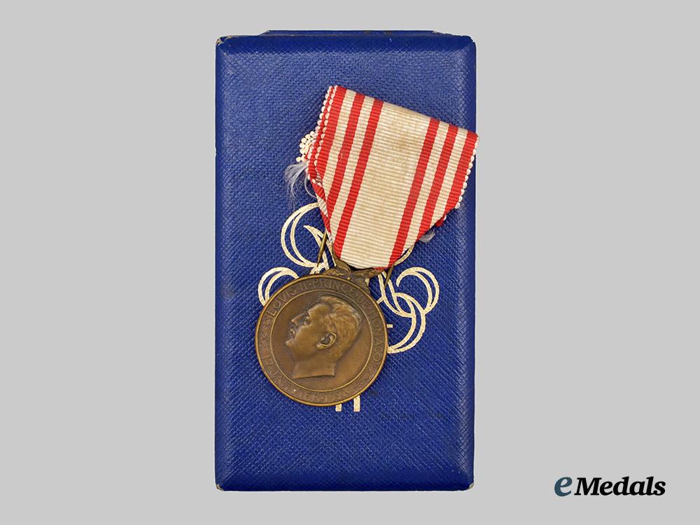 monaco,_principality._a_medal_of_labour,_i_i_class_with_case___m_n_c6887