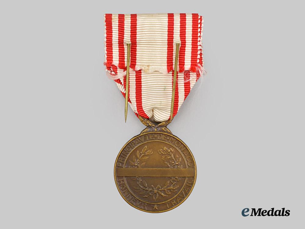 monaco,_principality._a_medal_of_labour,_i_i_class_with_case___m_n_c6890