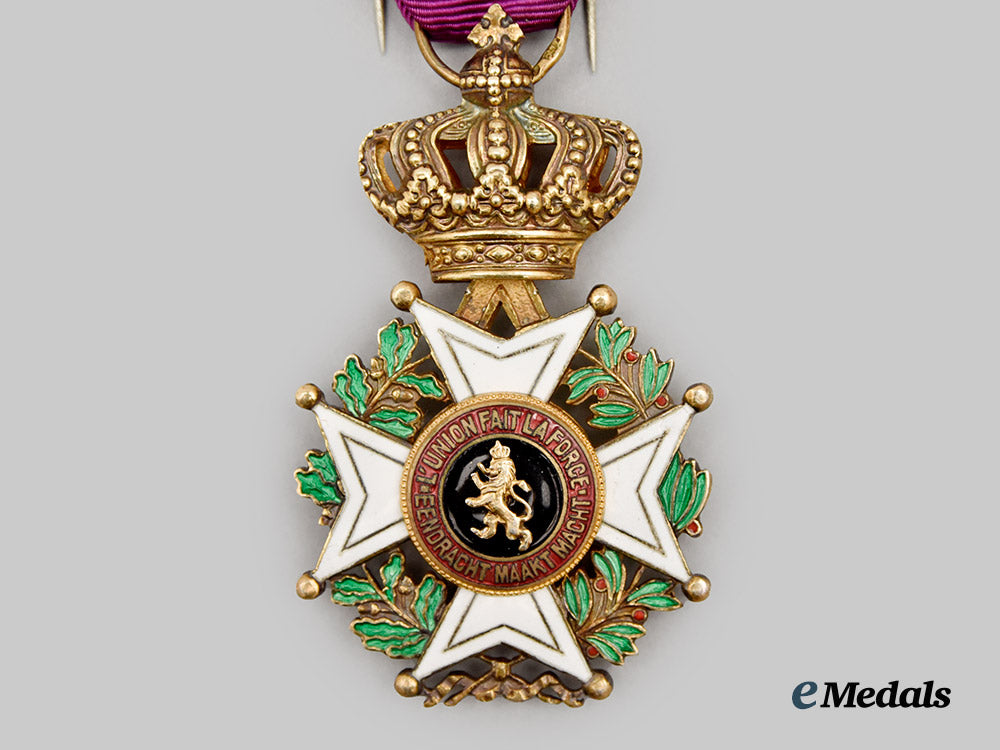 belgium,_kingdom._a_lot_of_three_orders_and_decorations___m_n_c6898