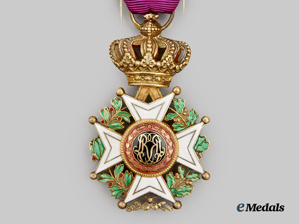 belgium,_kingdom._a_lot_of_three_orders_and_decorations___m_n_c6901