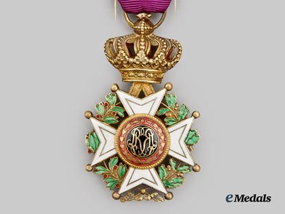 belgium,_kingdom._a_lot_of_three_orders_and_decorations___m_n_c6901