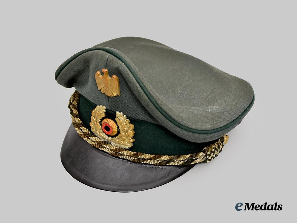 germany,_federal_republic._a_mixed_lot_of_visor_caps___m_n_c6913