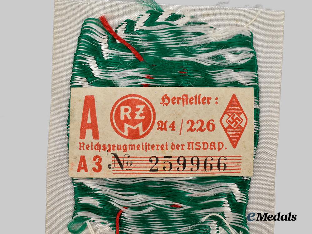 germany,_h_j._a_mint_senior_medical_orderly_sleeve_insignia___m_n_c6961